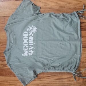 NWT Good Vibes short sleeved tee size large sage green color